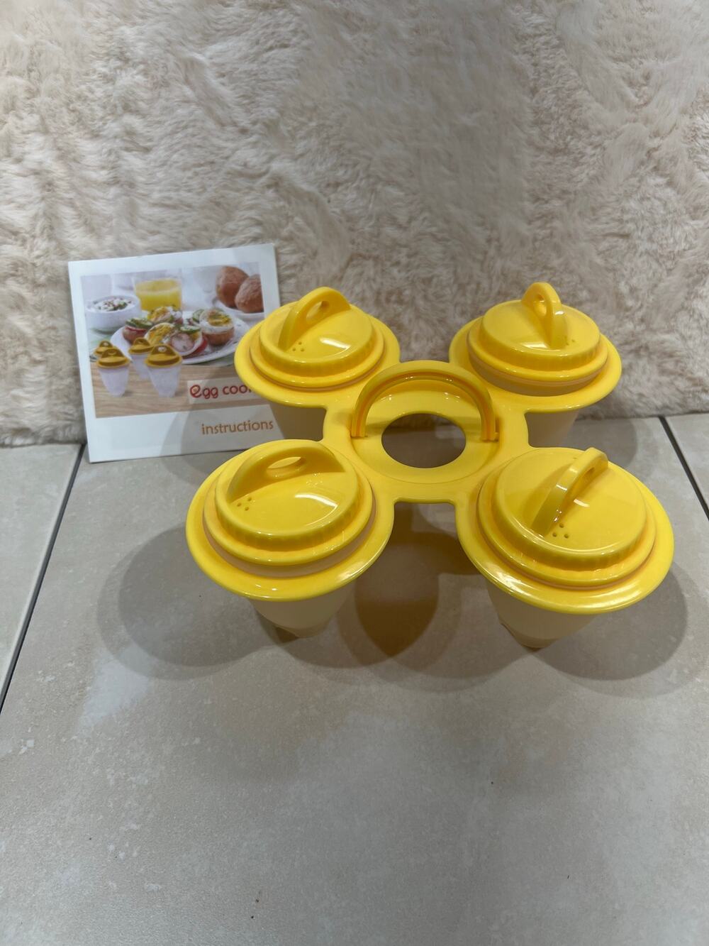 Silicone Egg Cooker 4 Cup Boiling Water Egg Poacher Yellow w/ Instructions EUC